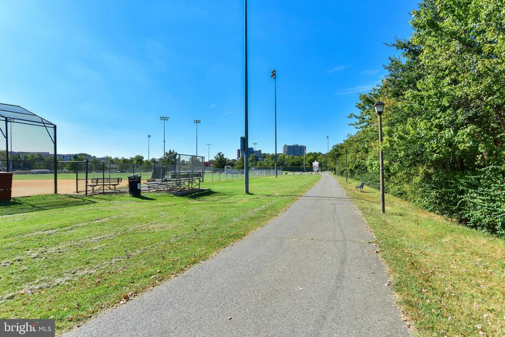 1923 Richmond Hwy