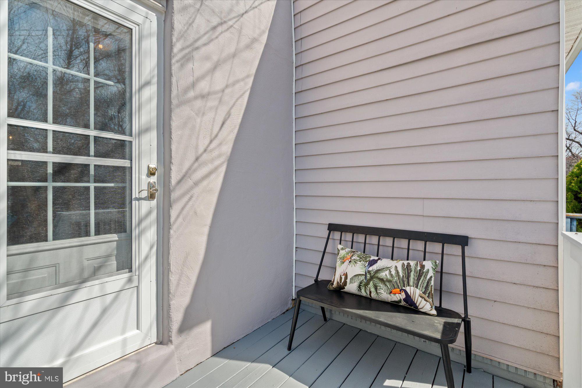 401 Hume Ave