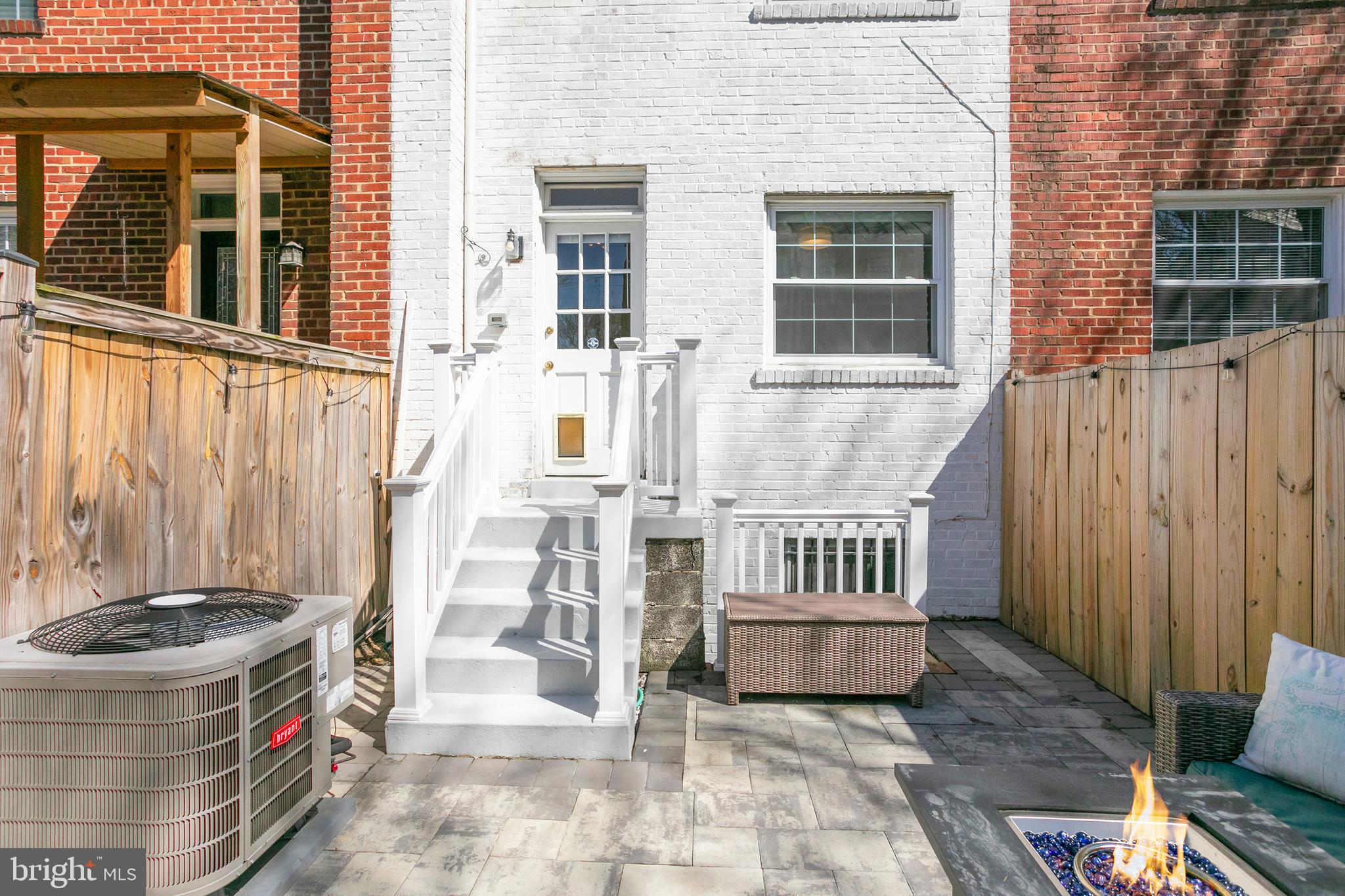 1120 Portner Rd