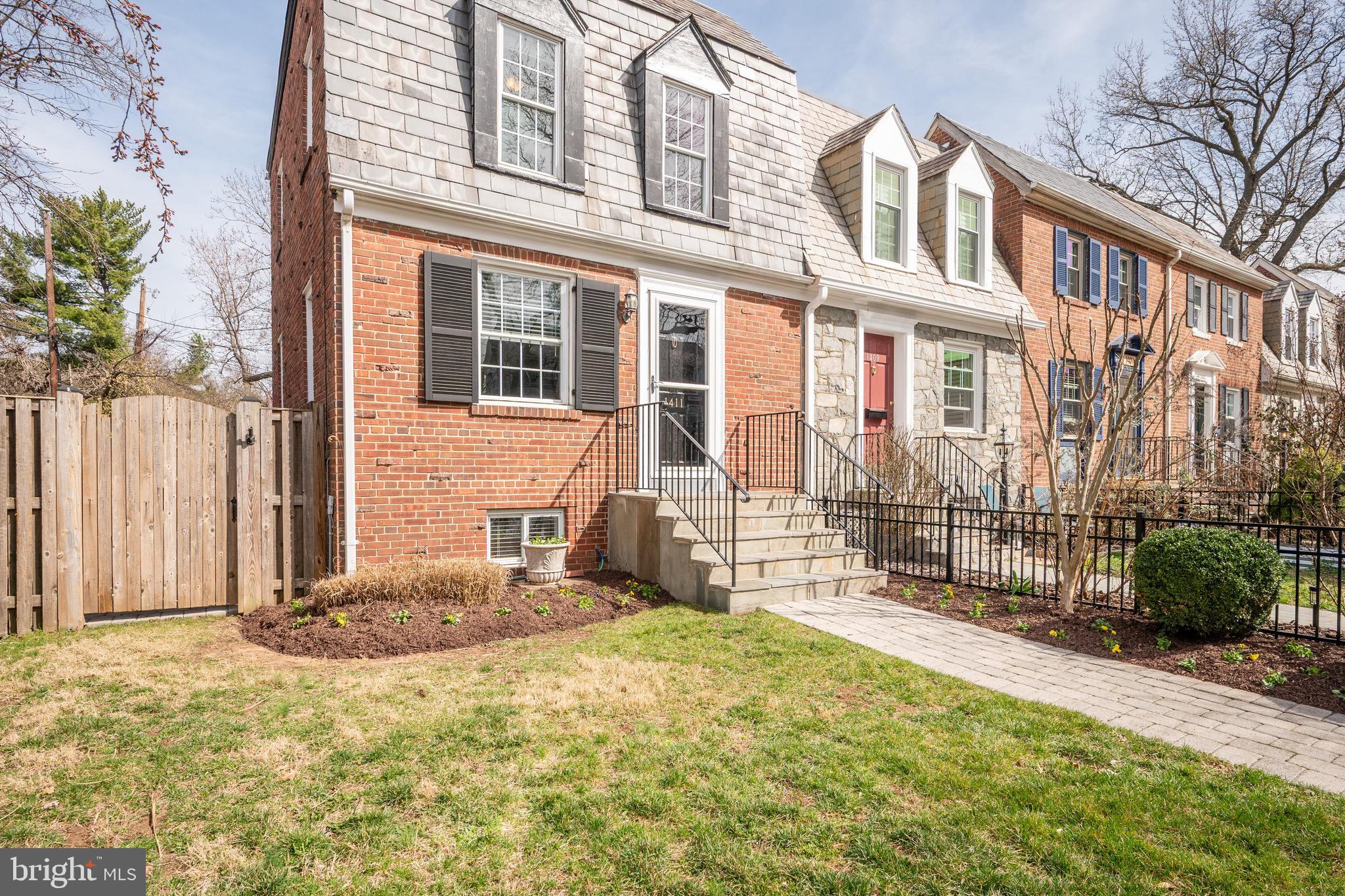 1411 Mount Vernon Ave