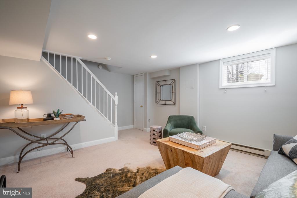 1411 Mount Vernon Ave