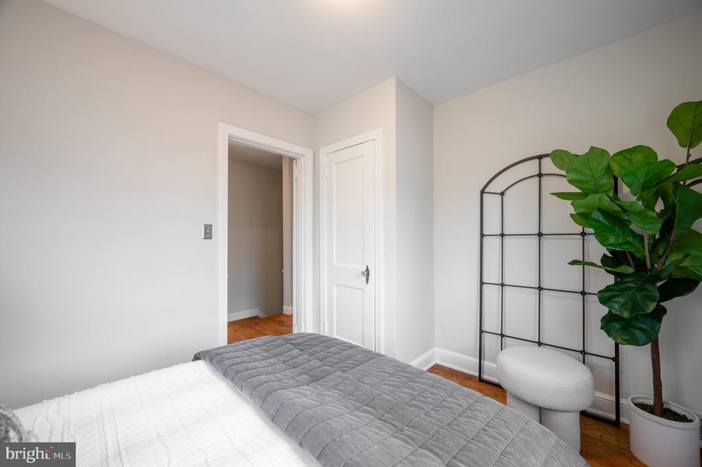 1411 Mount Vernon Ave
