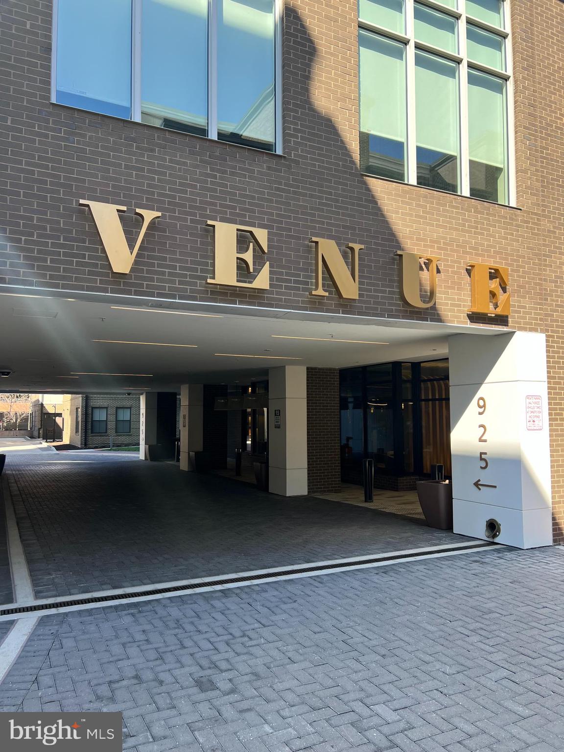 925 N Fairfax St #1103