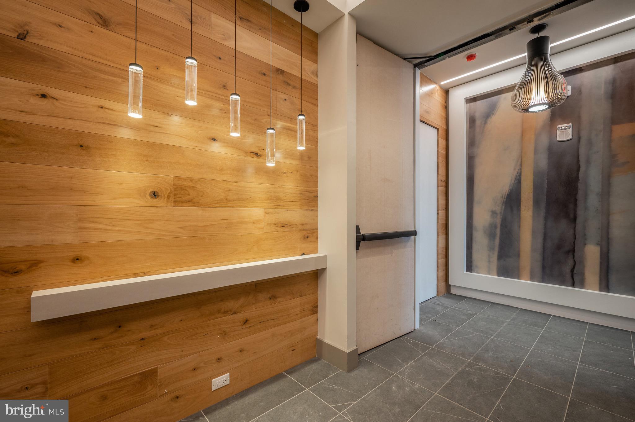 925 N Fairfax St #1103