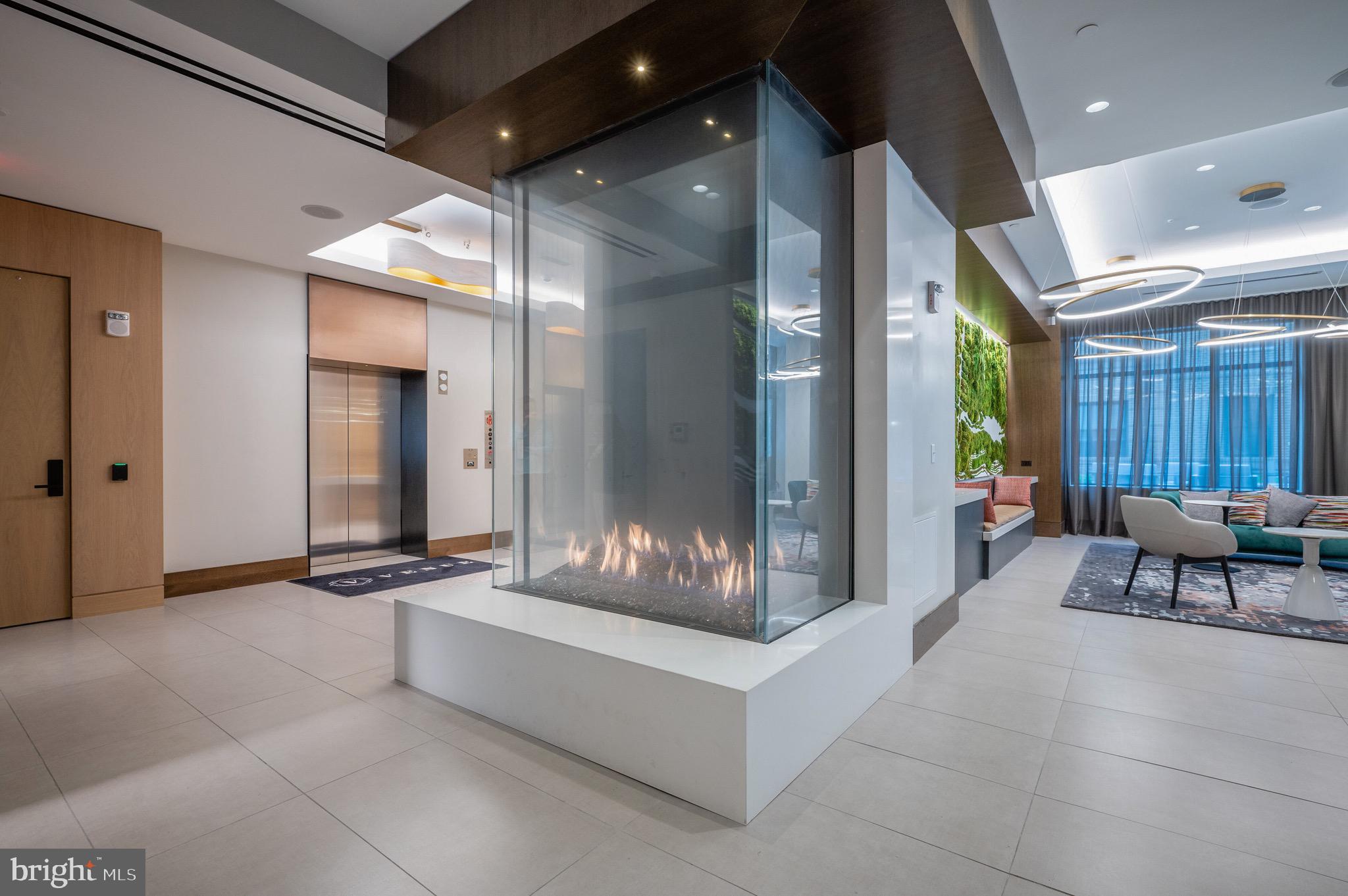 925 N Fairfax St #1103