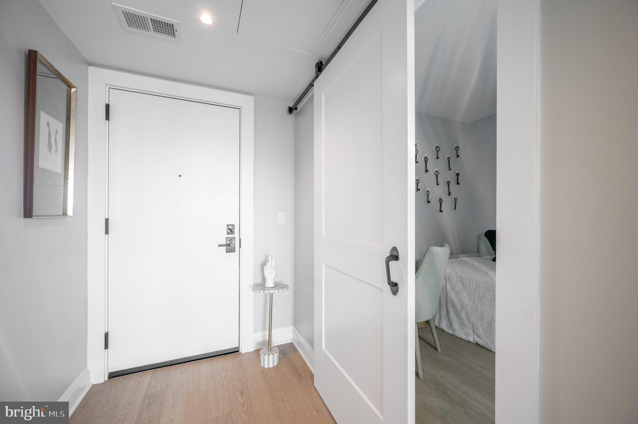 925 N Fairfax St #1103