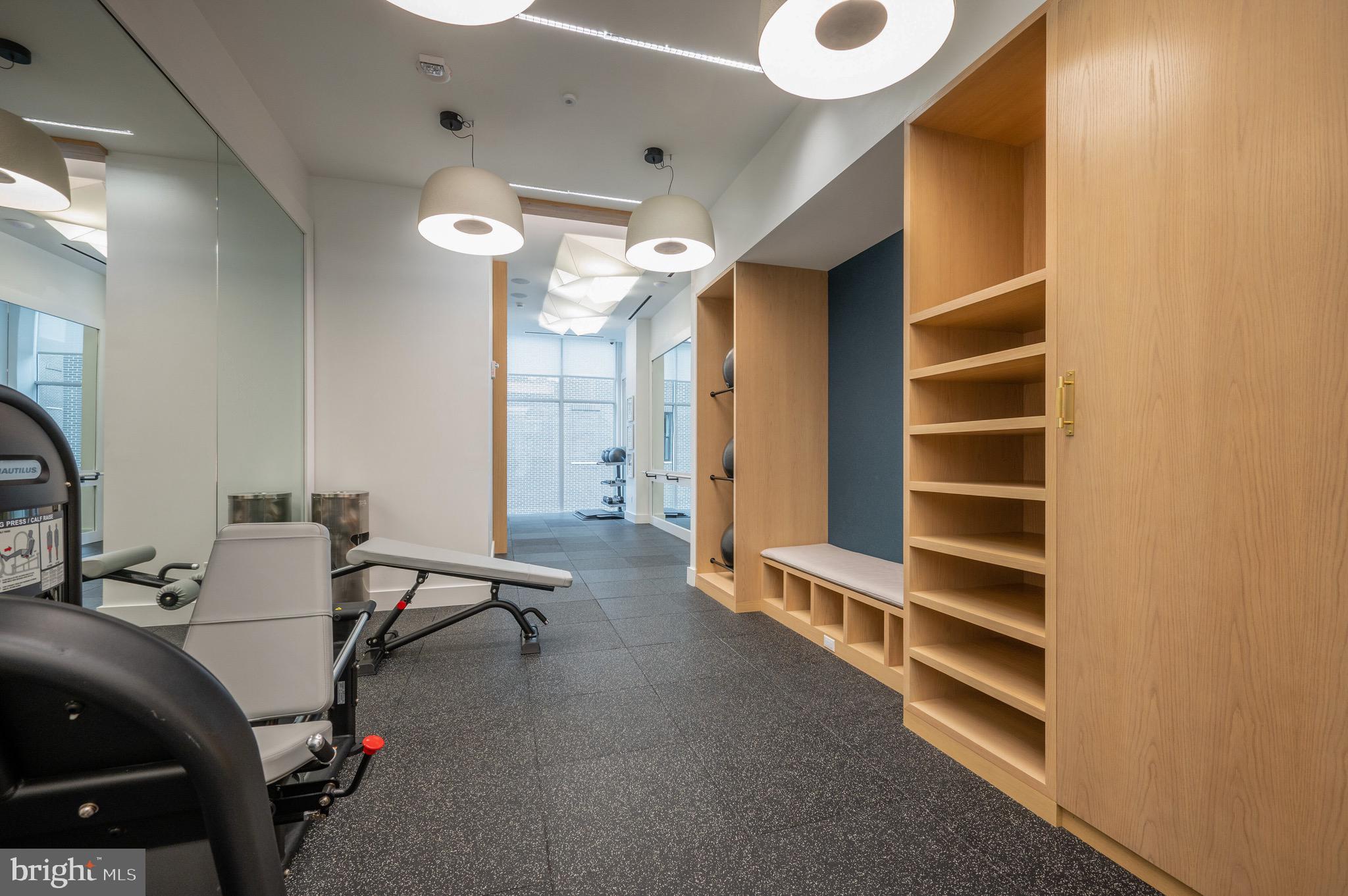 925 N Fairfax St #1103