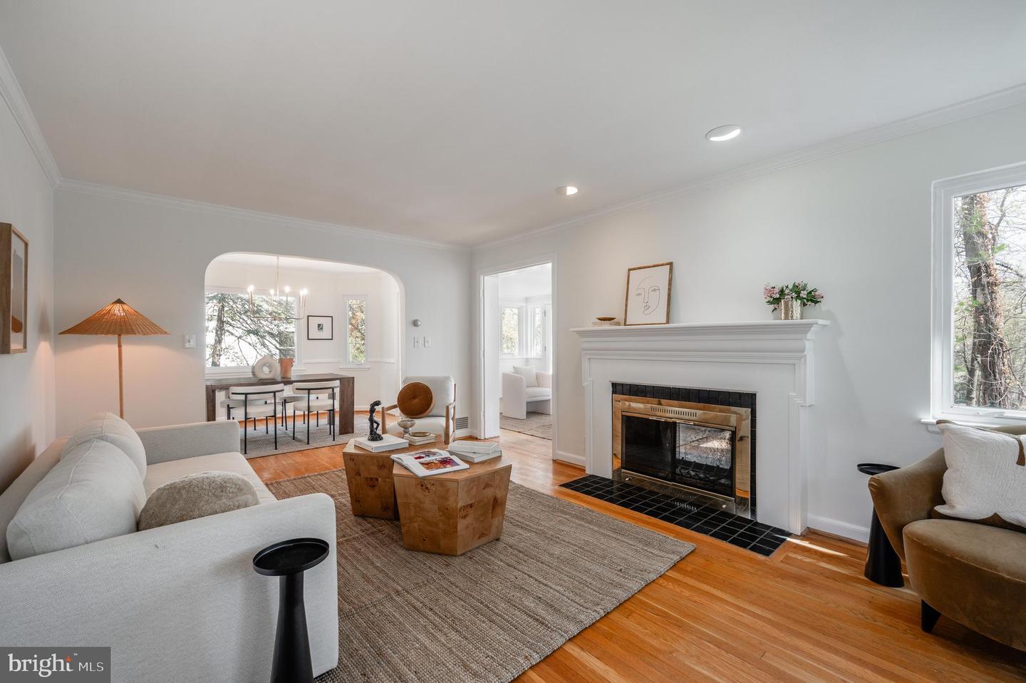 708 S Overlook Dr