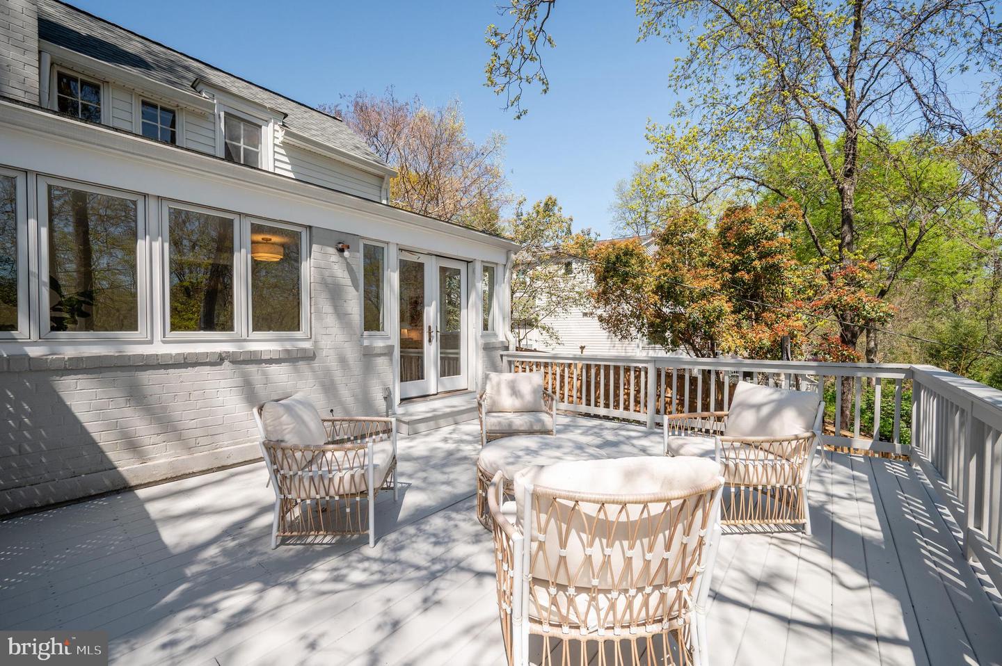 708 S Overlook Dr