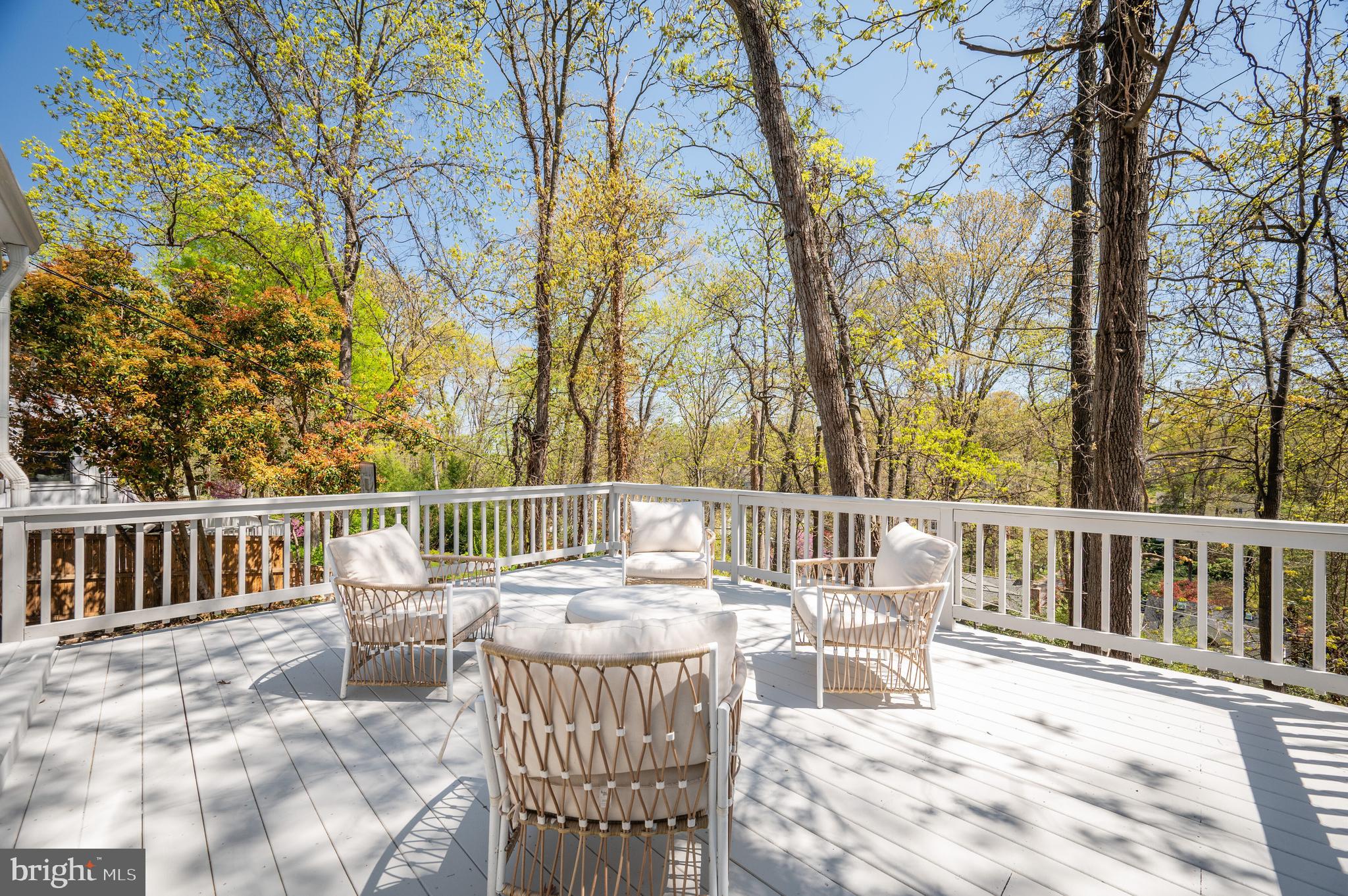708 S Overlook Dr