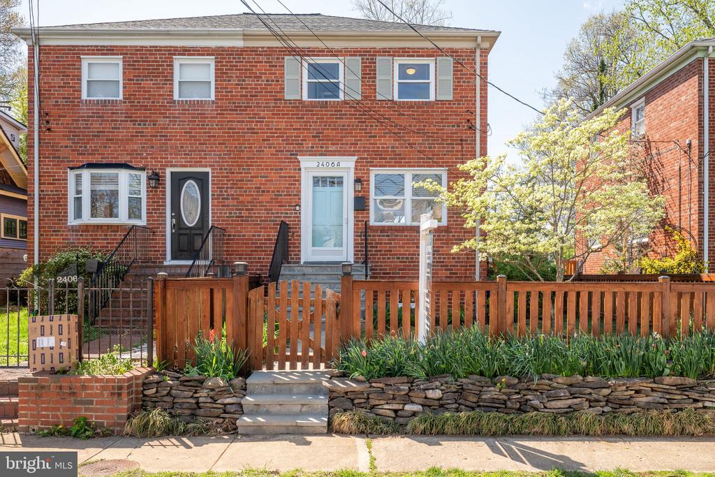 2406 Burke Ave #A