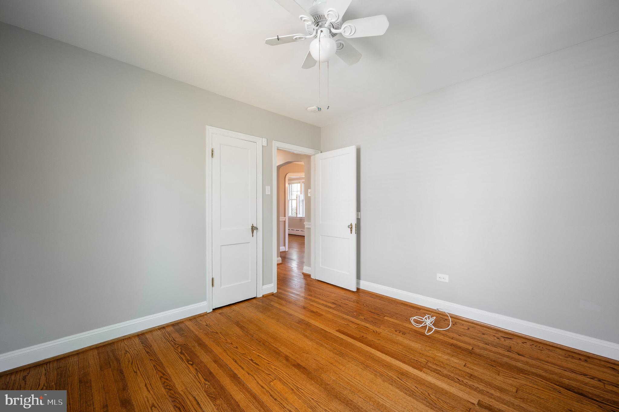 506 E WINDSOR AVE