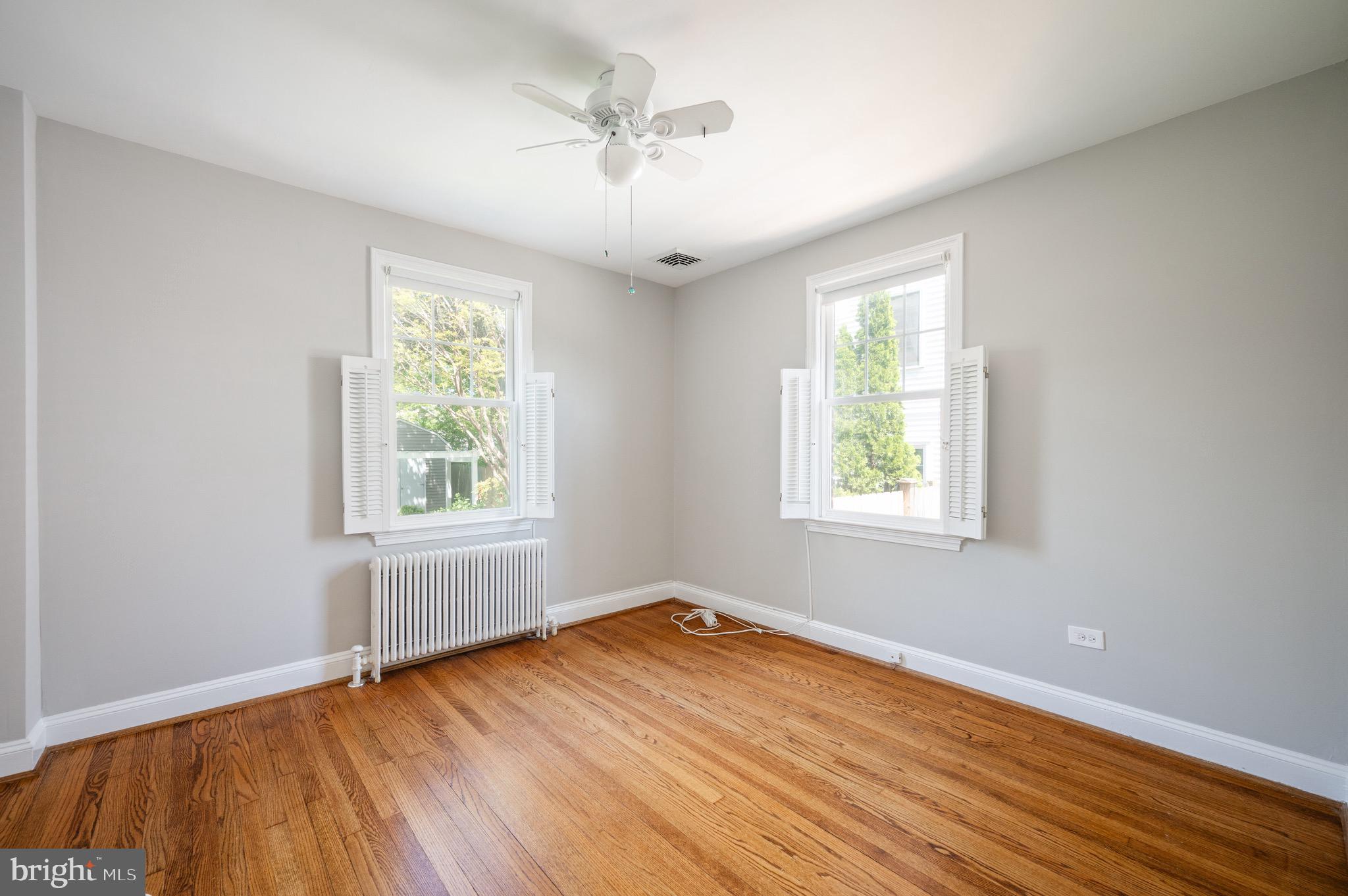 506 E WINDSOR AVE