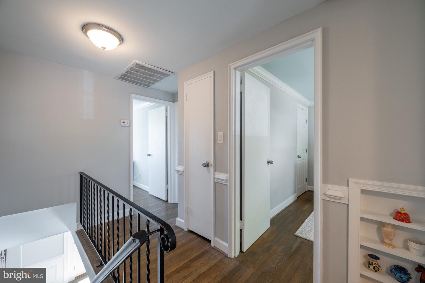 30 Kennedy St