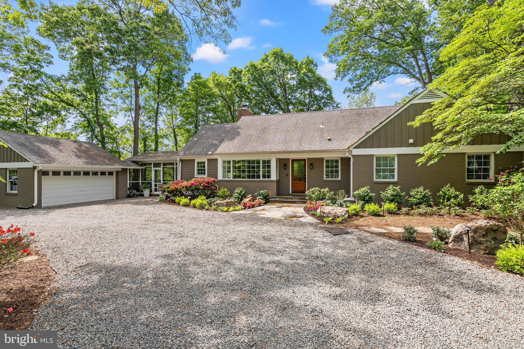 4812 Maury Ln