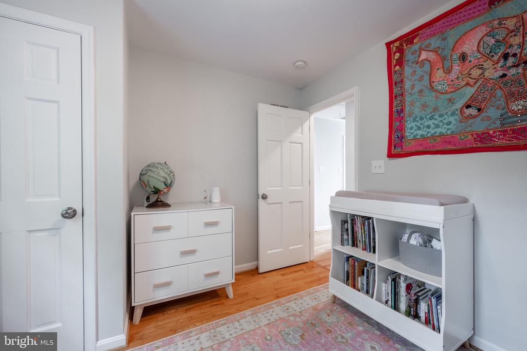 403 Thomas St