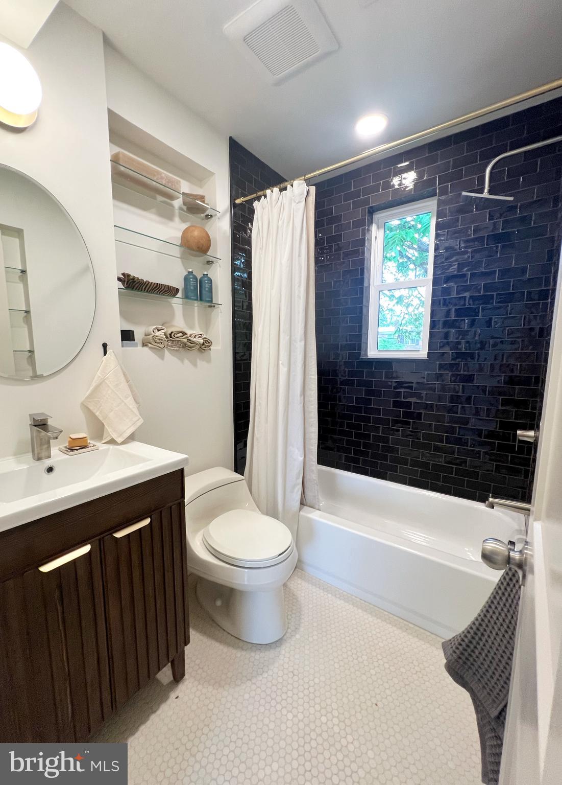 164 WESMOND DR