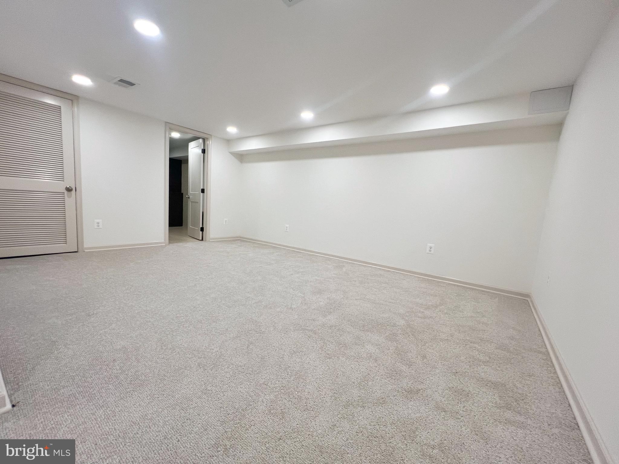 164 WESMOND DR