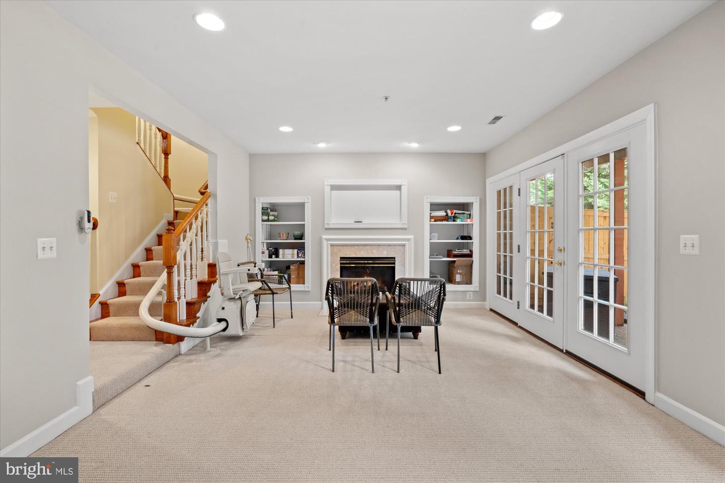 721 Hawkins Way