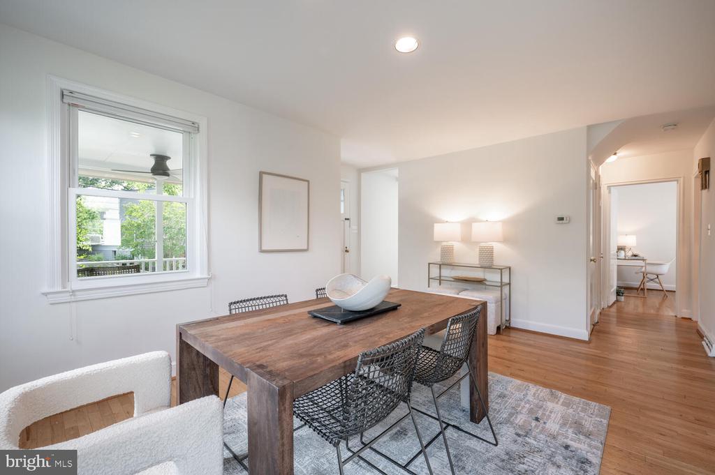 1113 Cross Dr