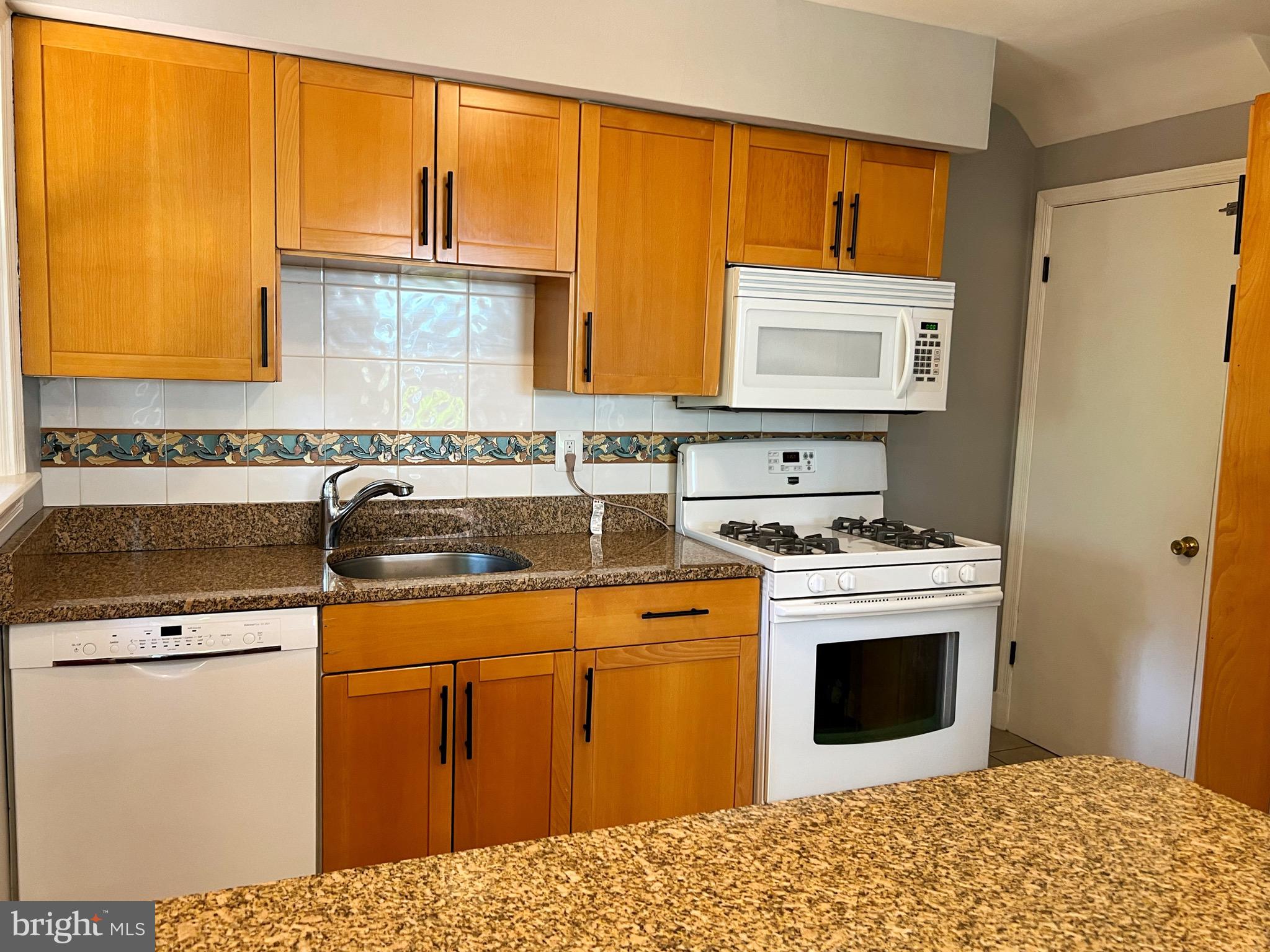 1315 COMMONWEALTH AVE