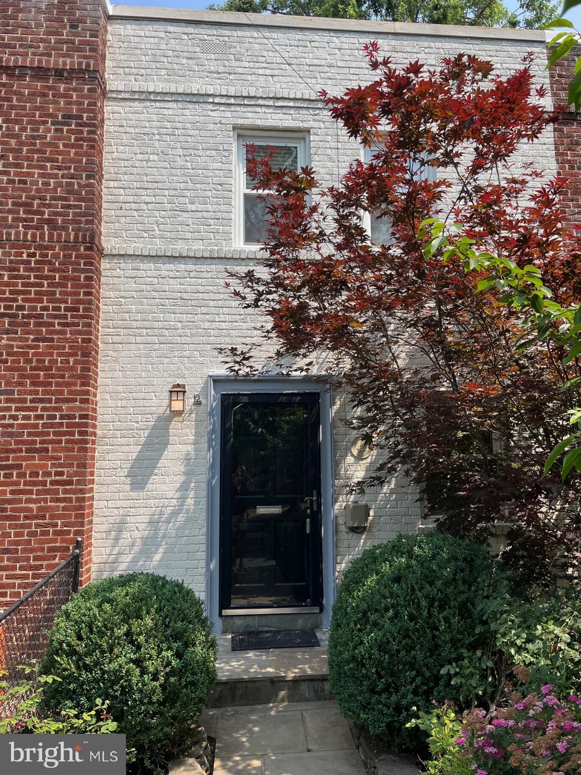 420 E BELLEFONTE AVE E