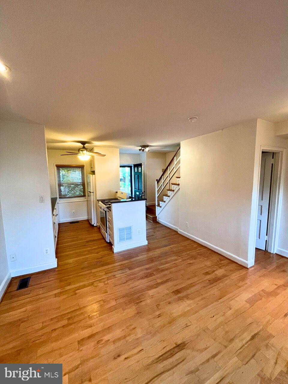 420 E BELLEFONTE AVE E