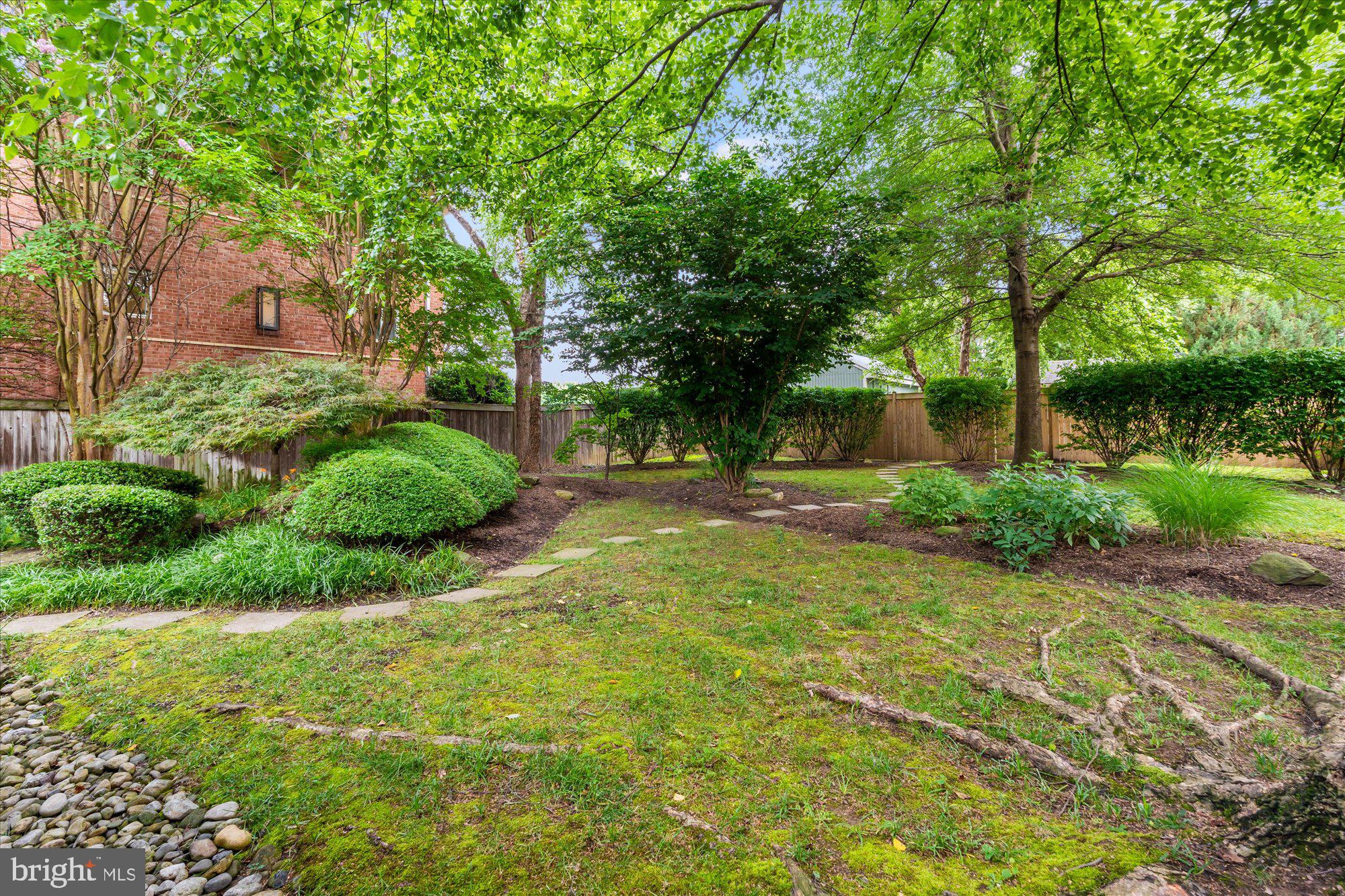 411 E Bellefonte Ave