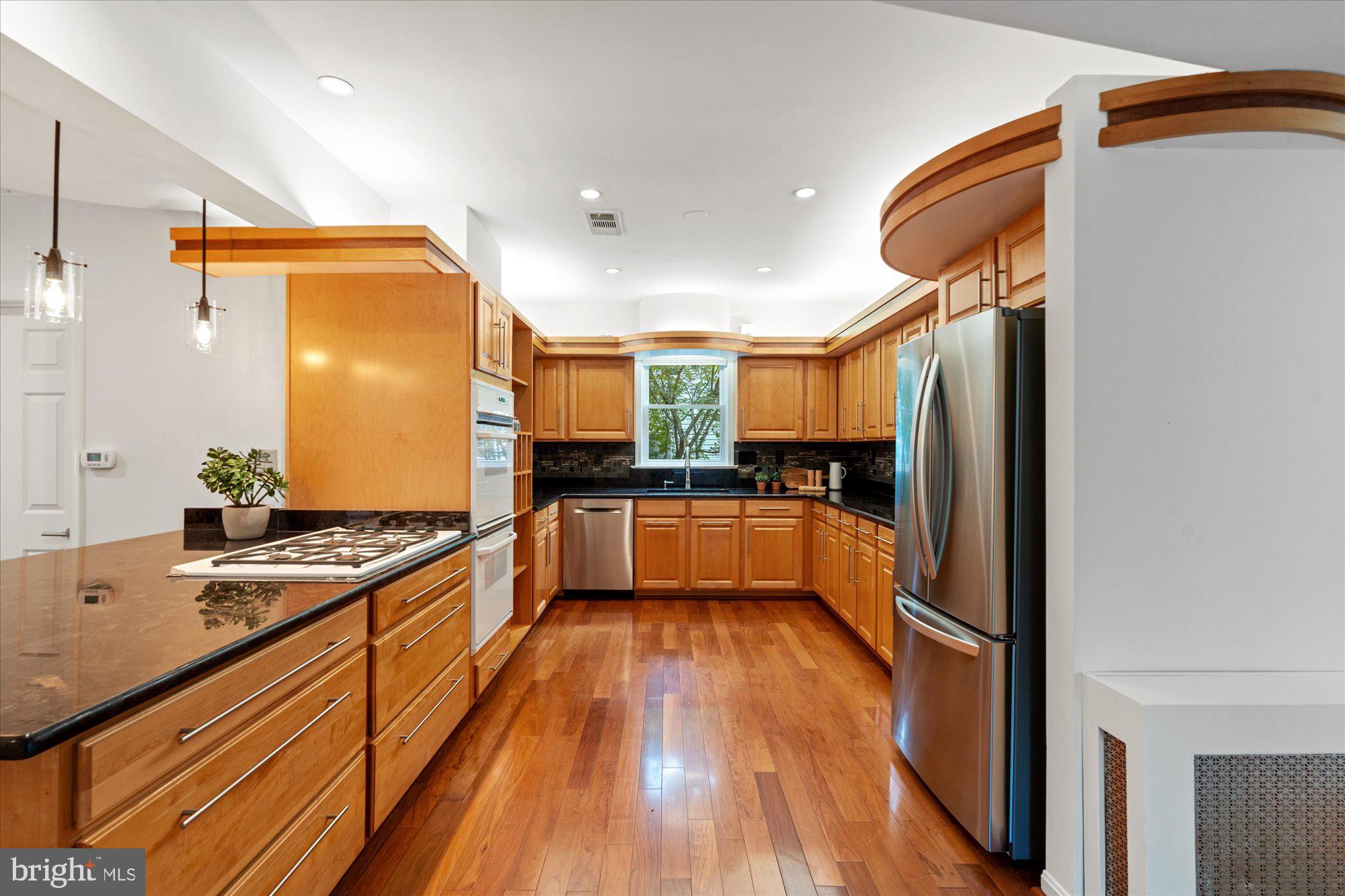 411 E Bellefonte Ave