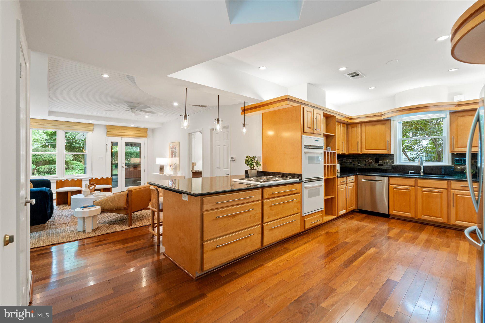 411 E Bellefonte Ave