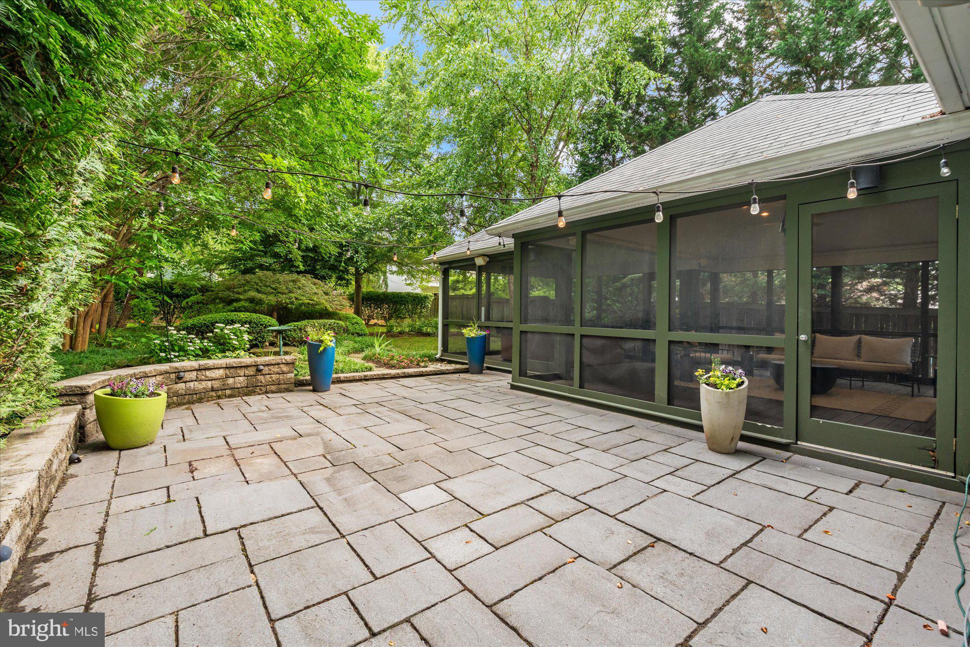 411 E Bellefonte Ave