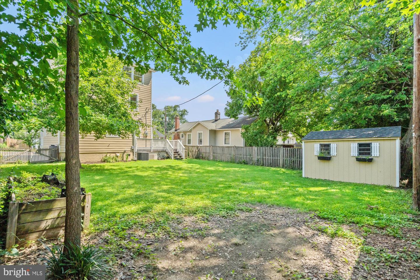 323 Clifford Ave