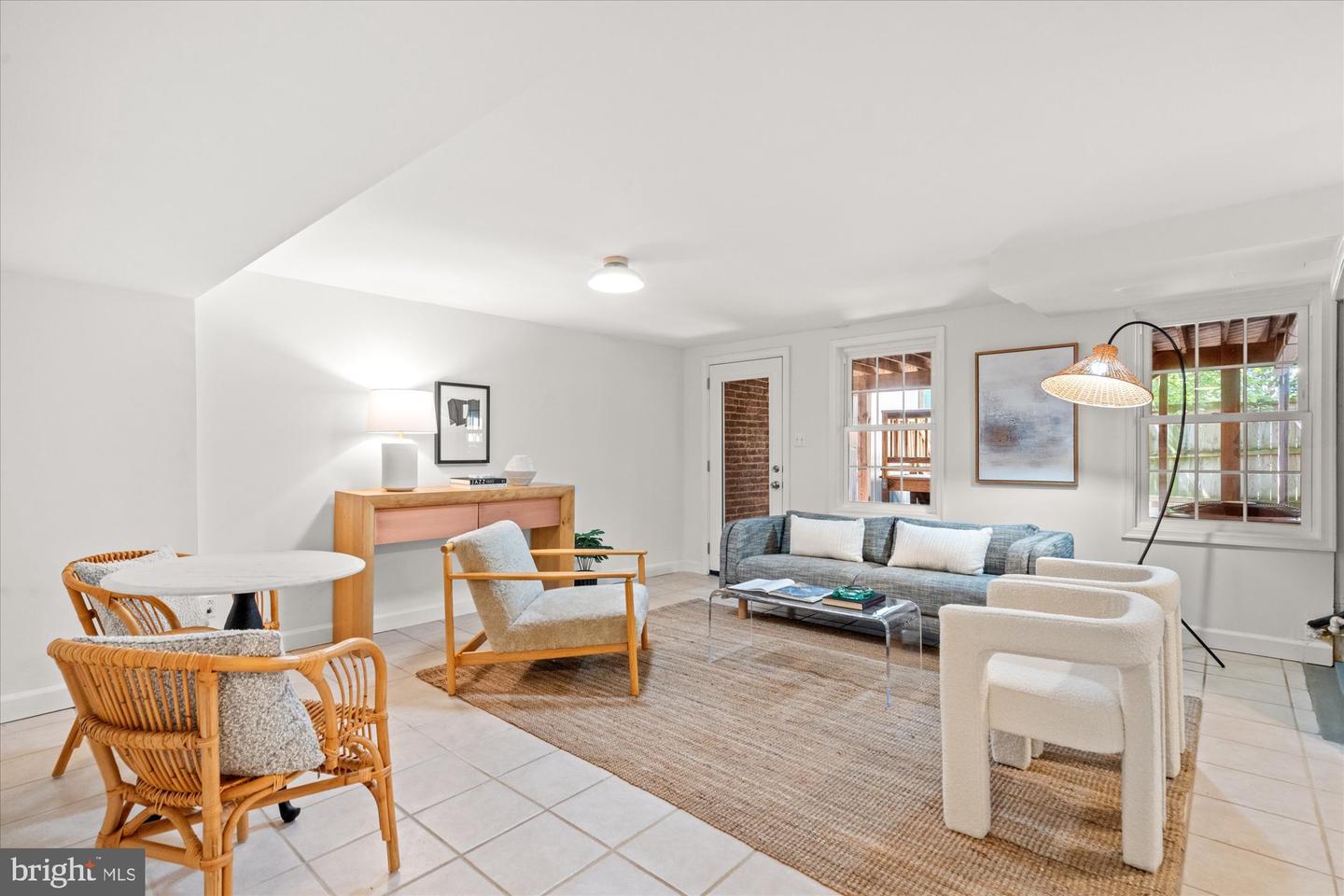 4 Ancell St