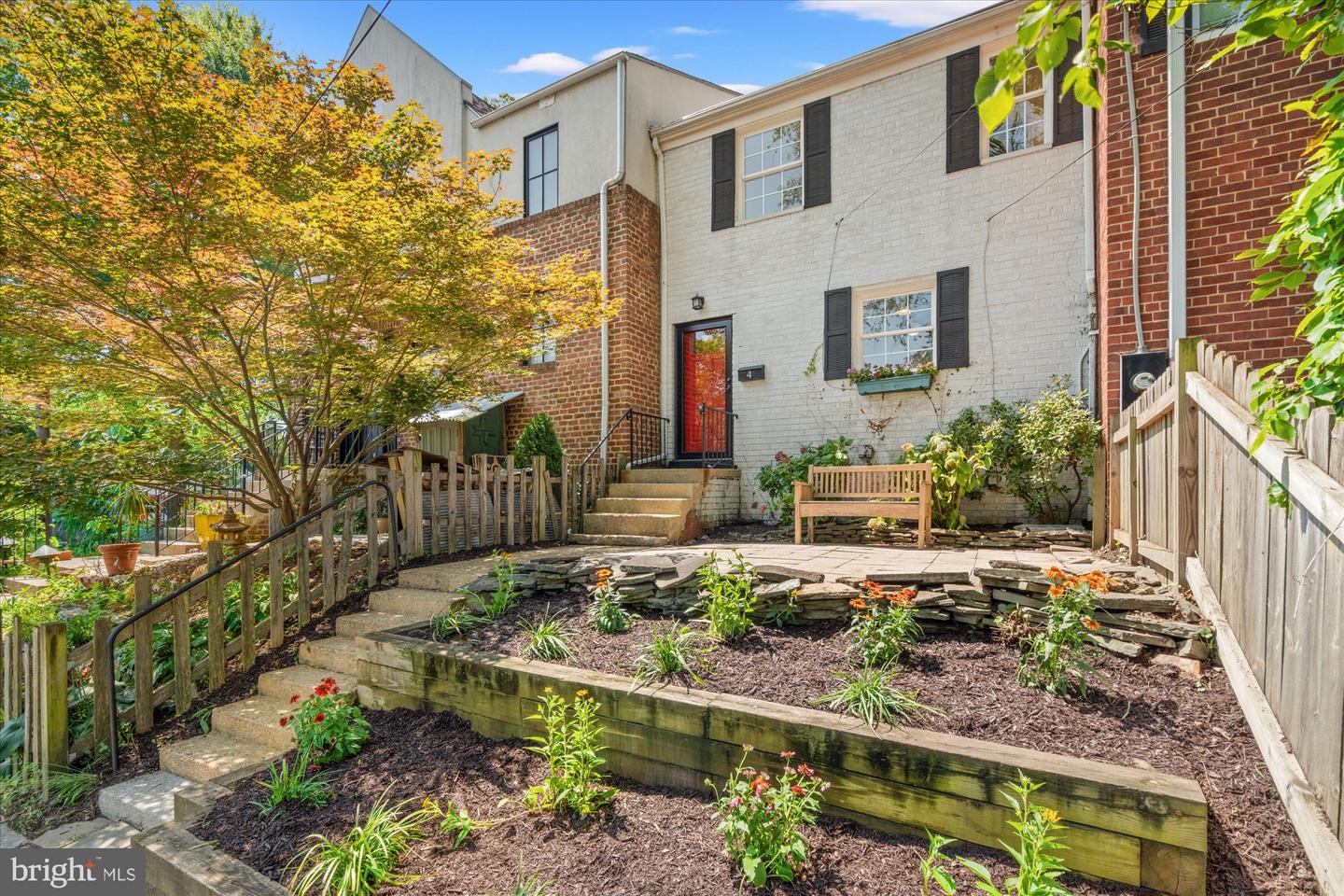 4 Ancell St