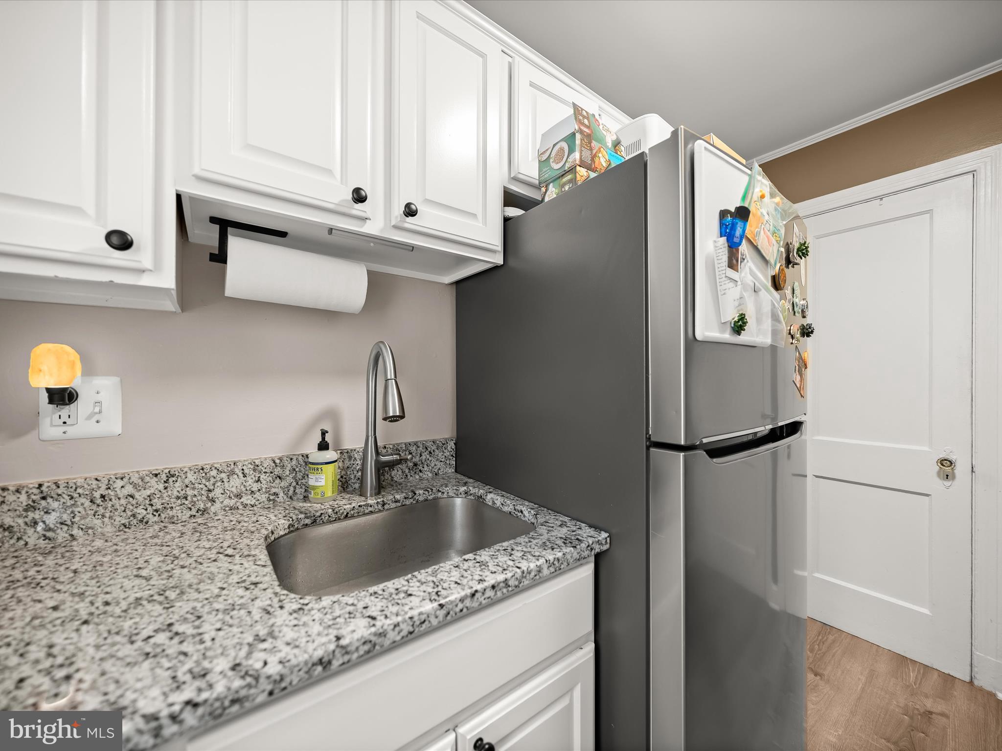 1409 MOUNT VERNON AVE