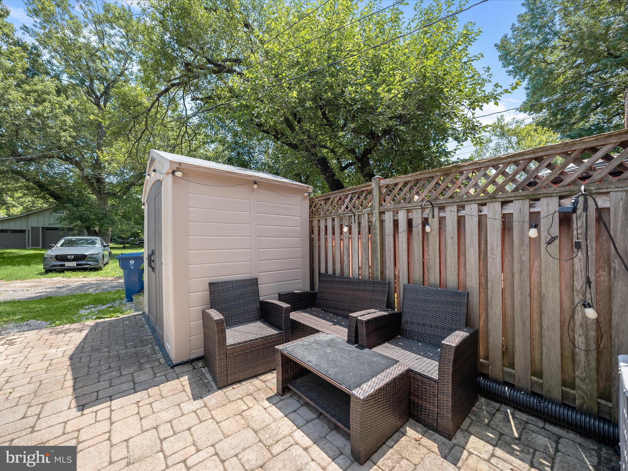 1409 MOUNT VERNON AVE