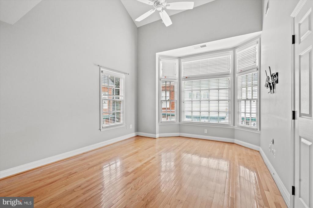 306 S FAYETTE ST