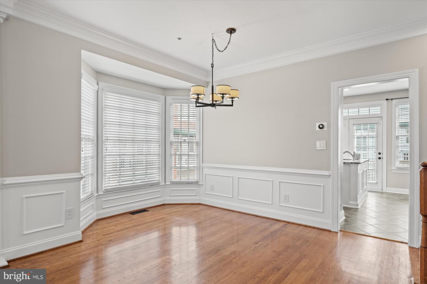 306 S FAYETTE ST