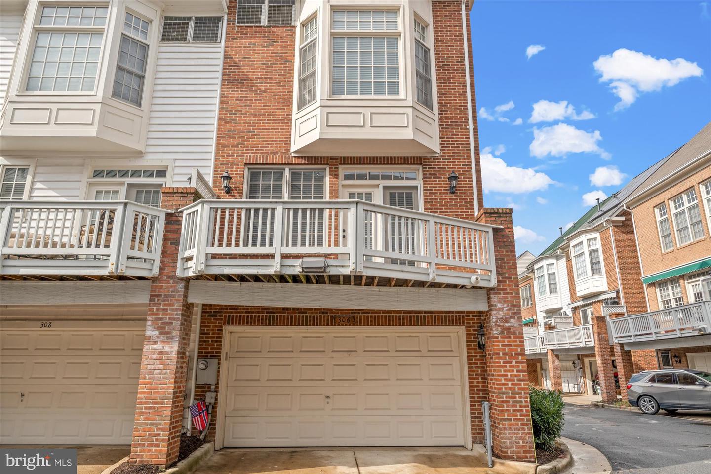 306 S FAYETTE ST