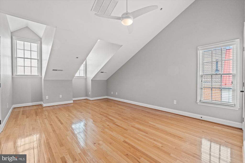 306 S FAYETTE ST