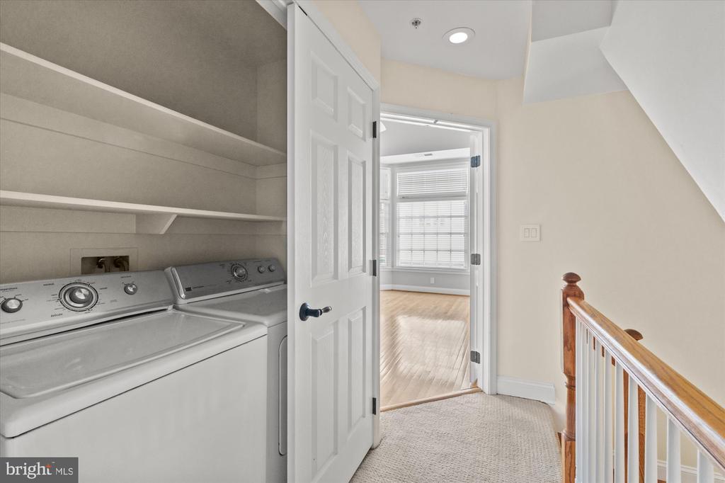 306 S FAYETTE ST