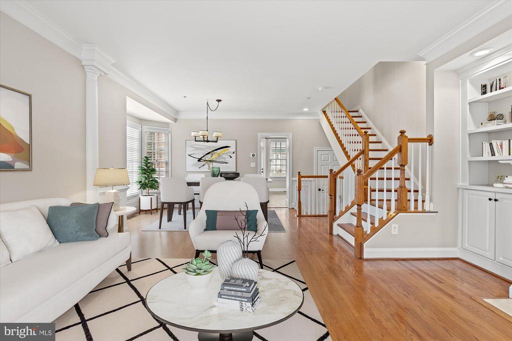 306 S FAYETTE ST