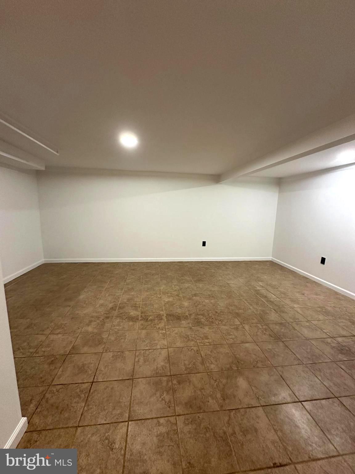 3024 MOUNT VERNON AVE