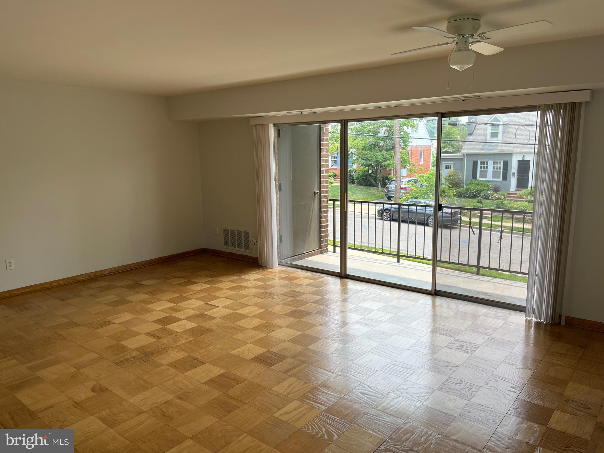 204 MASON AVE E #202