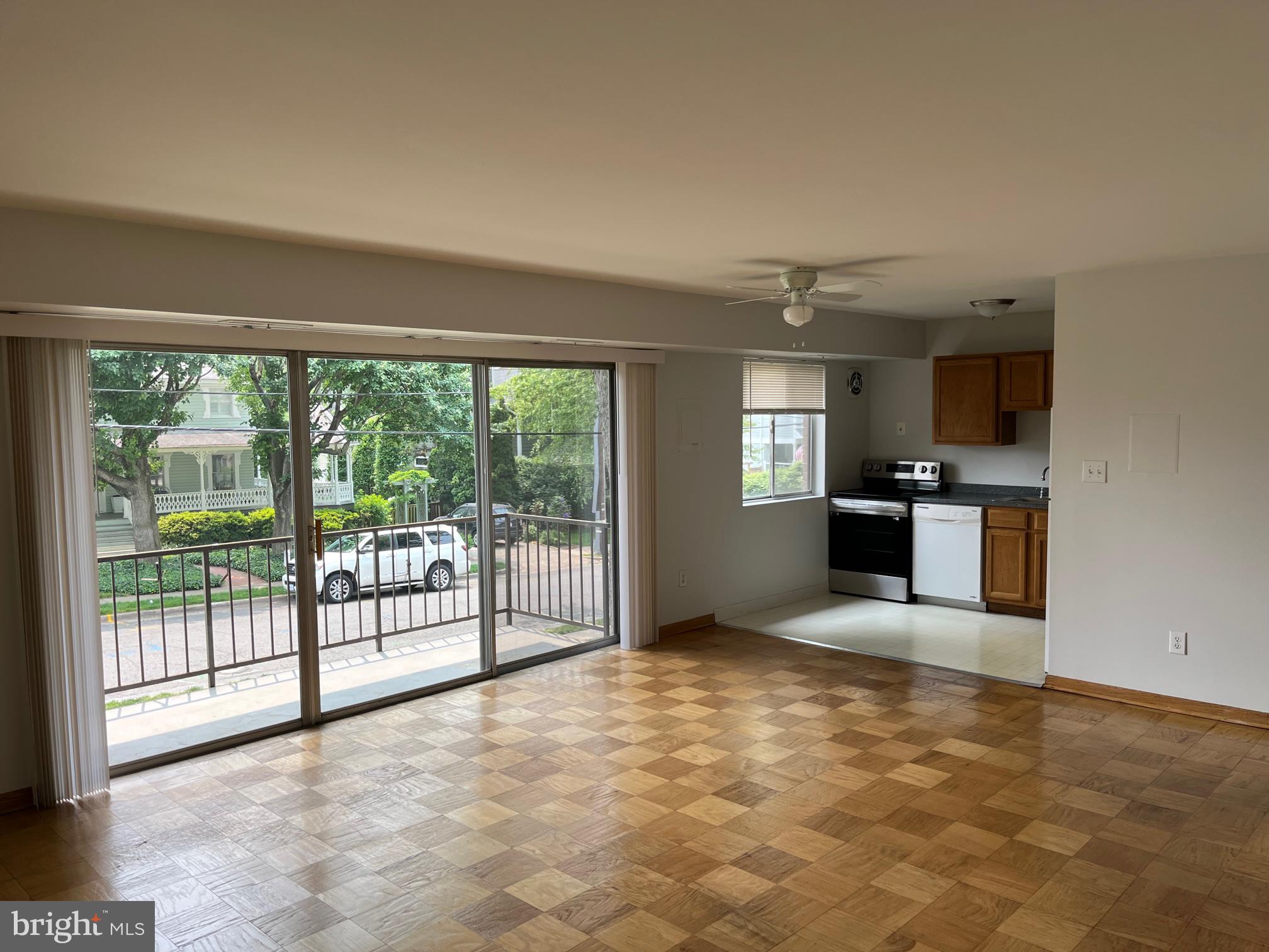 204 MASON AVE E #202