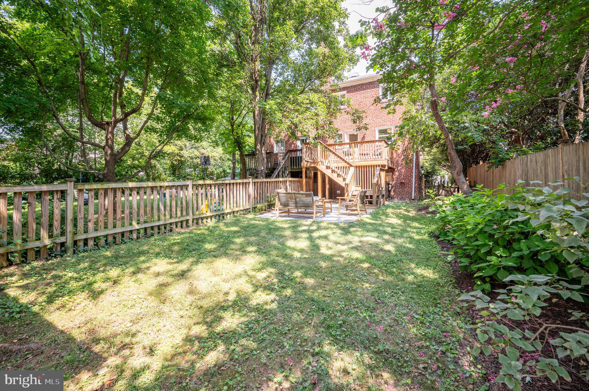 405 E Howell Ave