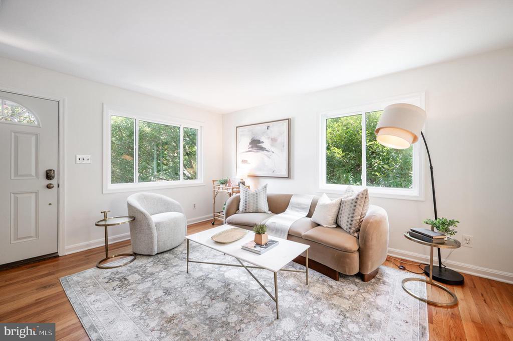 405 E Howell Ave