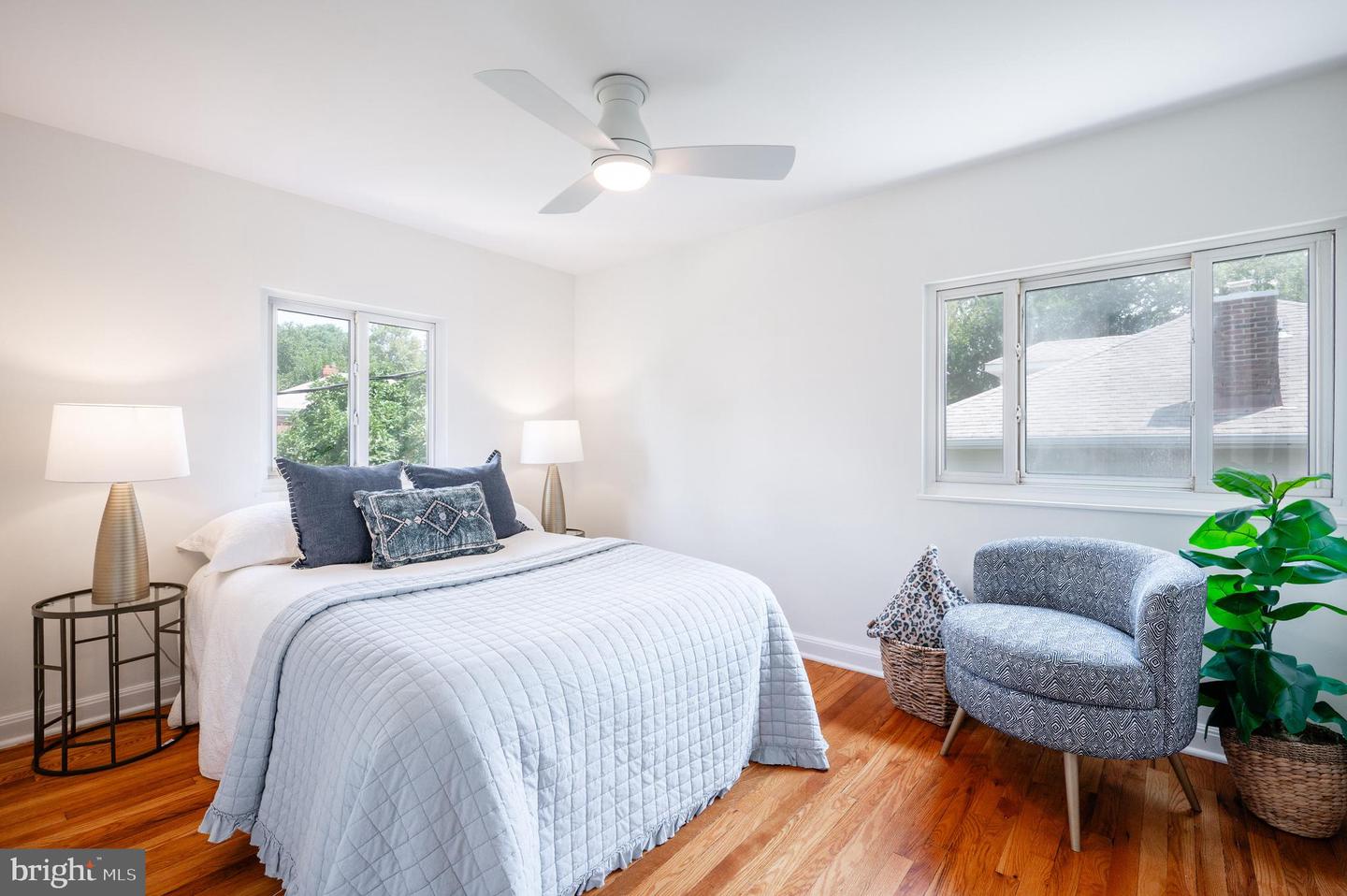 405 E Howell Ave