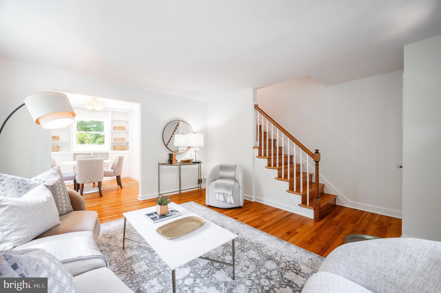 405 E Howell Ave