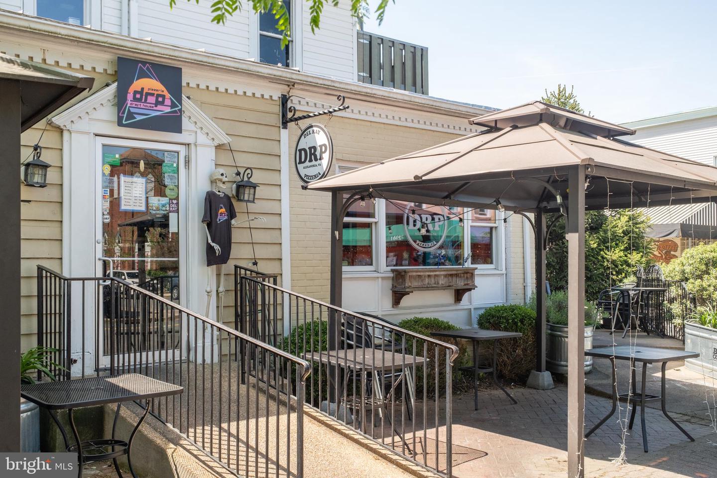 405 E Howell Ave